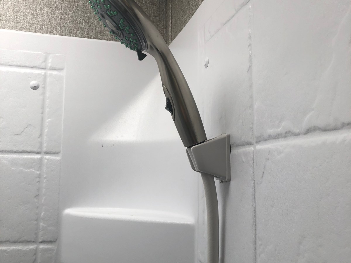 Mod – Shower head with shutoff